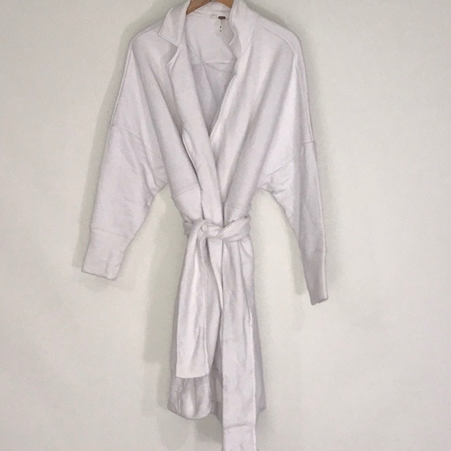 New Free People Cozy White Robe Size Xs/S Z10-10